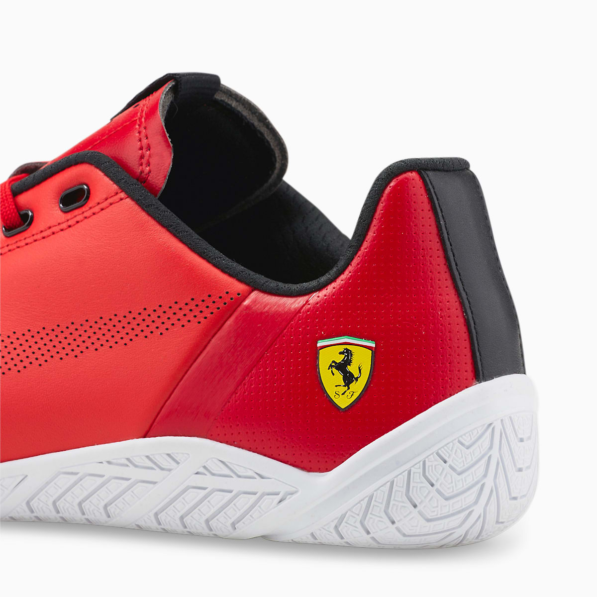 Tenisky Puma Scuderia Ferrari Ridge Cat Damske Biele | SK372089